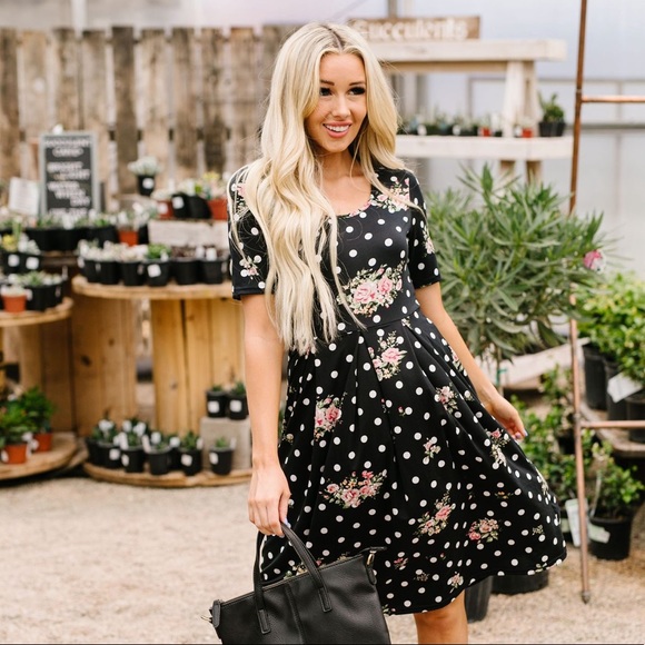 Dots and Roses Dress M - Picture 1 of 2